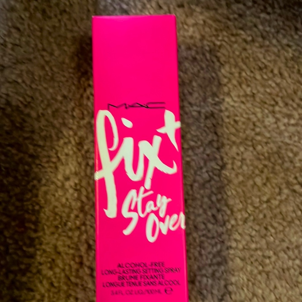 Mac cosmetics Fixt Stayover spray new 3.4 OZ